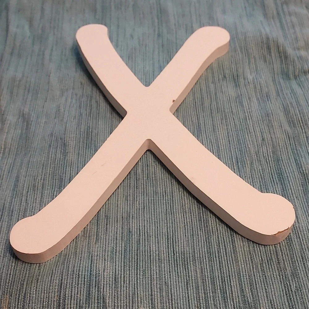ARTMINDS White Wood Letter 